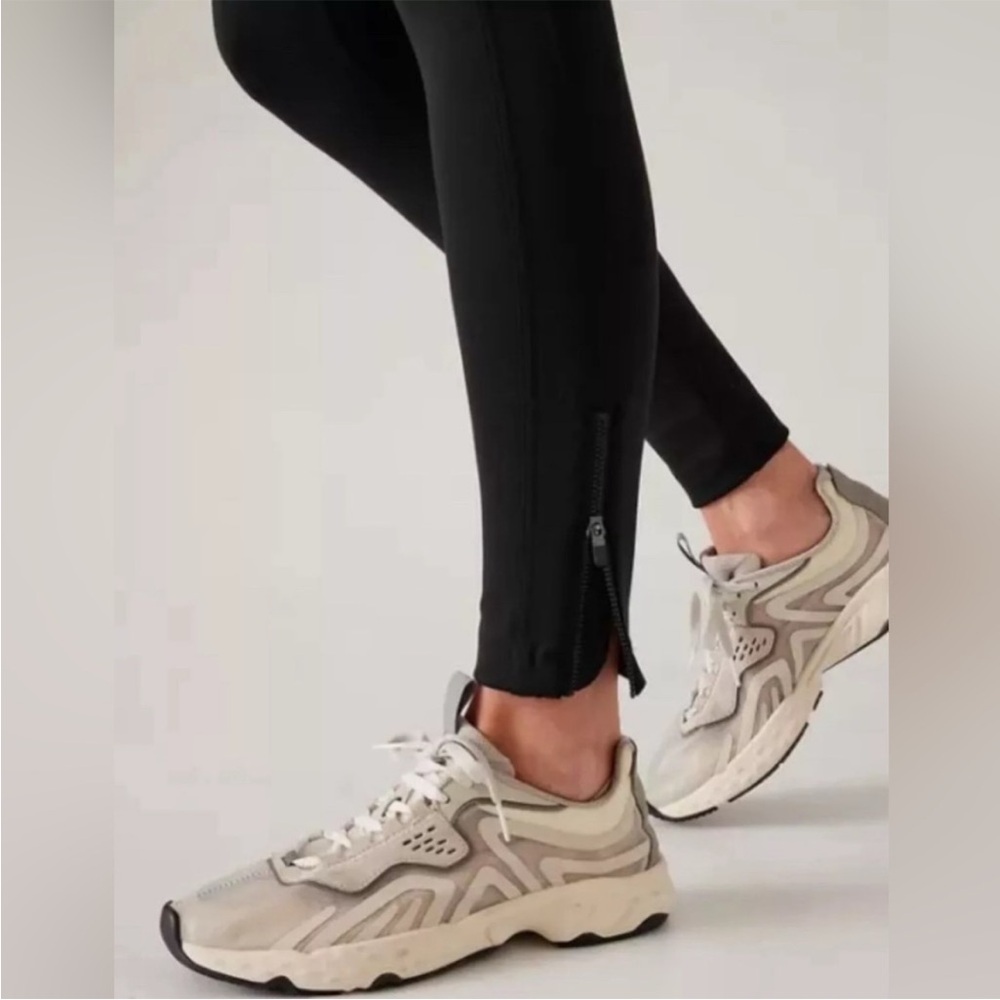 Athleta | Delancey Skyline tights| Black | Various - Picture 4 of 16